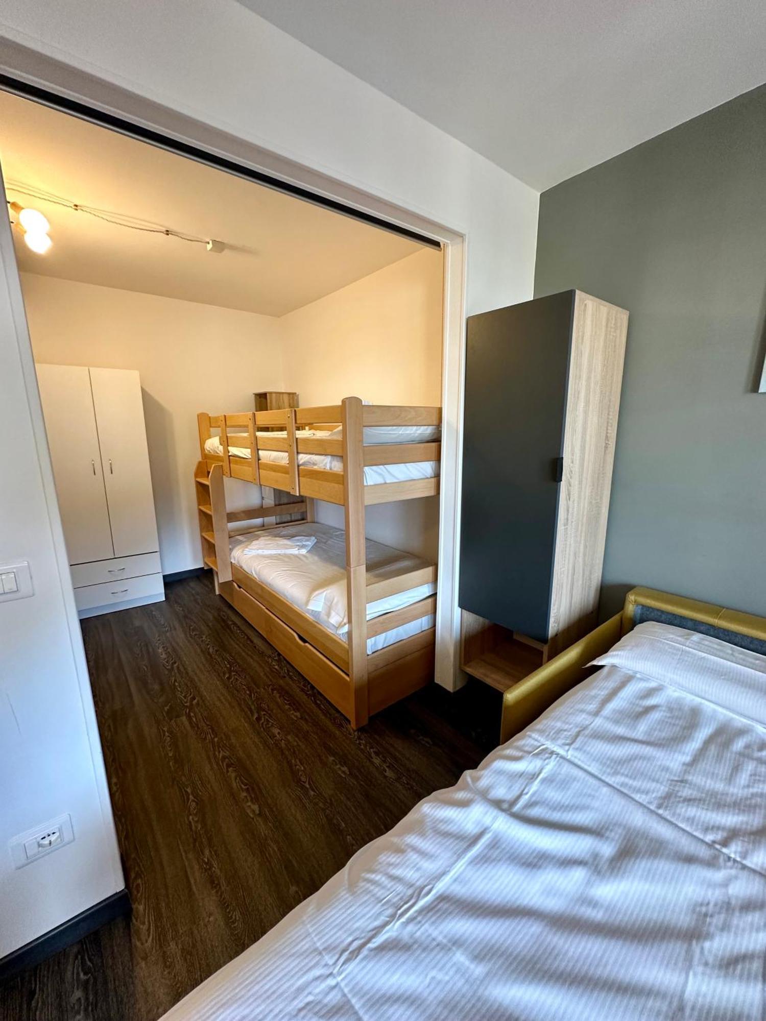 Stay In Cervinia Deluxe Apartment Брей-Червиния Экстерьер фото